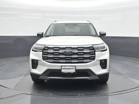 New 2026 Ford Explorer Active w/ Active Comfort Package RWD image 5