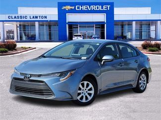 Used 2023 Toyota Corolla LE image 1