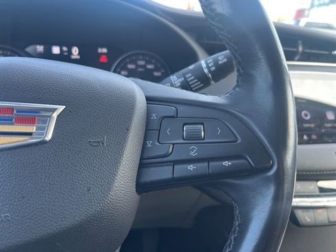 Used 2019 Cadillac XT4 Premium Luxury w/ Technology Package image 13