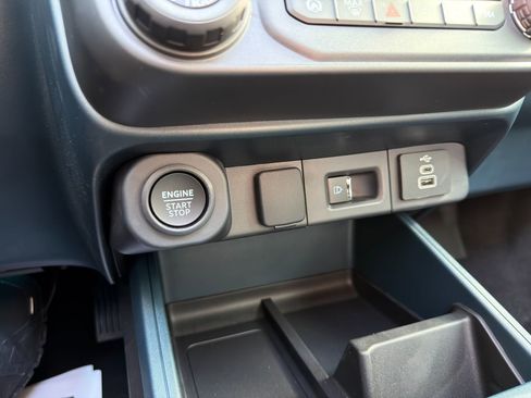New 2026 Ford Maverick Lariat AWD/4WD image 33