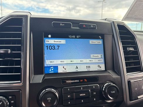 Used 2018 Ford F150 XLT w/ Equipment Group 302A Luxury AWD/4WD image 24