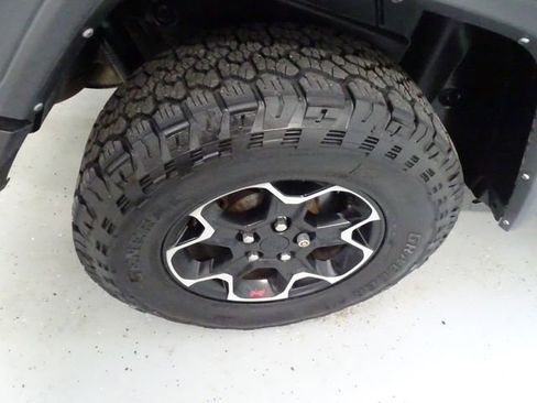 Used 2021 Jeep Wrangler Unlimited Sport w/ Sun And Sound Package AWD/4WD image 28