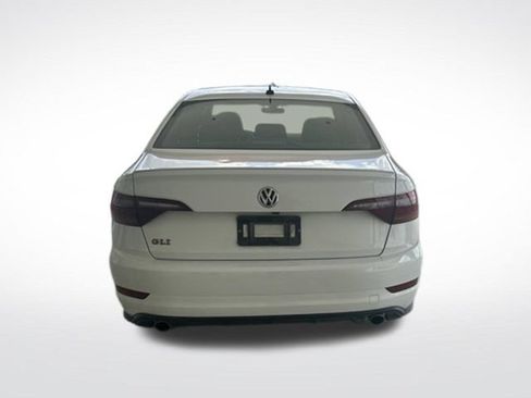 Used 2019 Volkswagen Jetta GLI FWD image 16