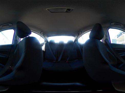 Used 2025 Nissan Versa SV image 42