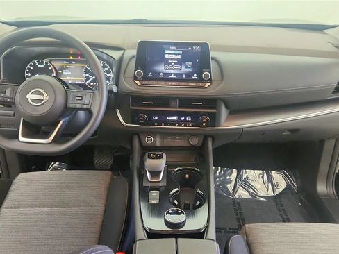 Used 2023 Nissan Rogue SV AWD/4WD image 28
