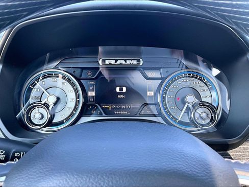 Used 2019 RAM 1500 Limited AWD/4WD image 17
