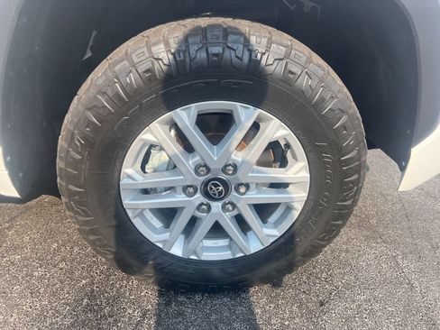 Used 2026 Toyota Tundra SR5 w/ SR5 Premium Package RWD image 10