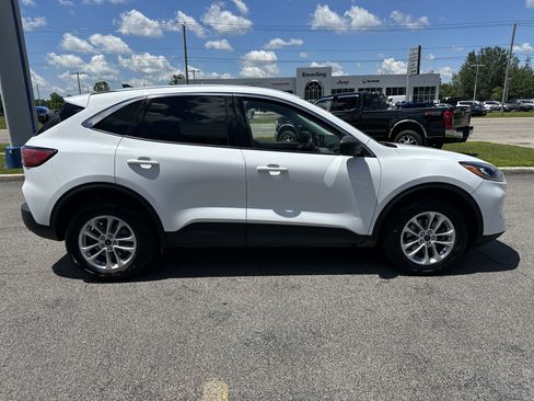 Used 2022 Ford Escape SE w/ Convenience Package AWD/4WD image 15