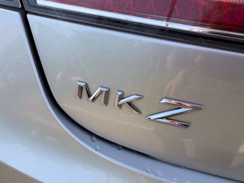 Used 2014 Lincoln MKZ w/ Equipment Group 102A Reserve FWD image 16