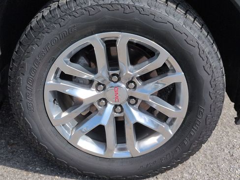 Used 2021 GMC Sierra 1500 SLT AWD/4WD image 11