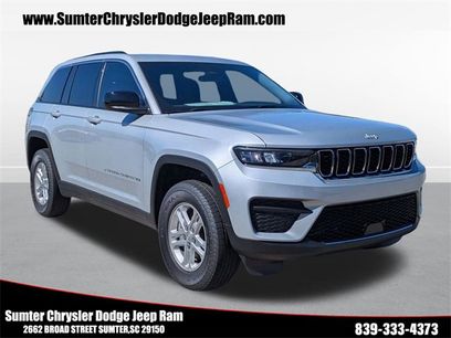 New 2025 Jeep Grand Cherokee Laredo w/ Luxury Tech Group I