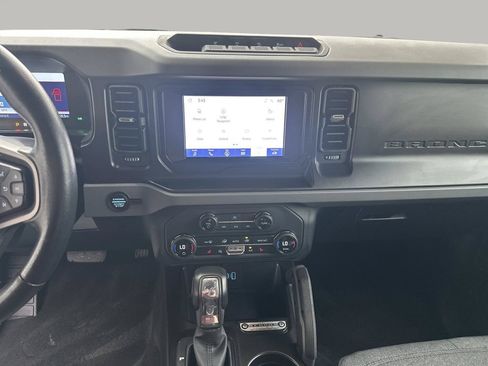 Used 2021 Ford Bronco Big Bend w/ Sasquatch Package AWD/4WD image 16