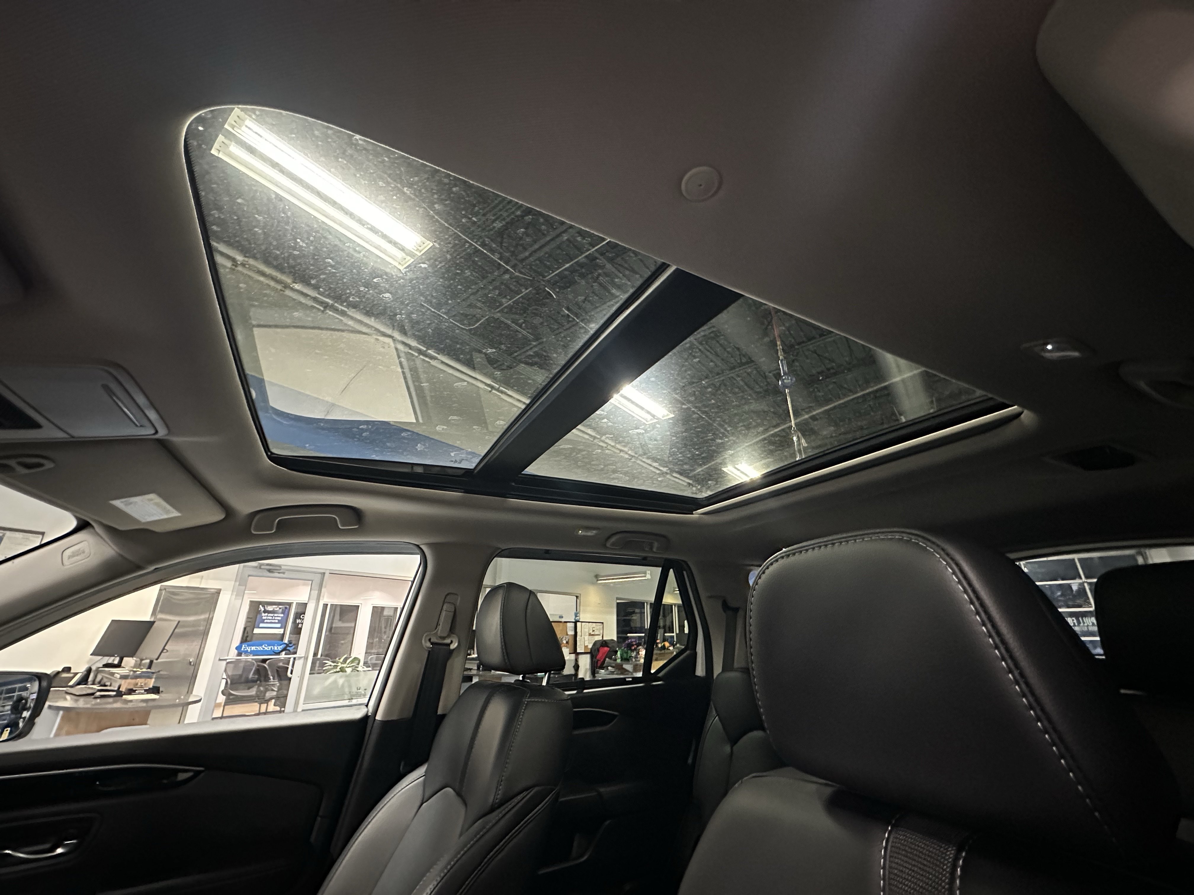 Used 2023 Honda Pilot Touring image 25