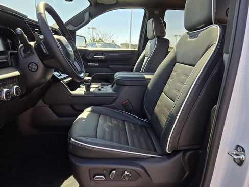 New 2026 GMC Sierra 1500 AT4X AWD/4WD image 4