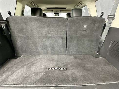 Used 2024 Nissan Armada SL image 27