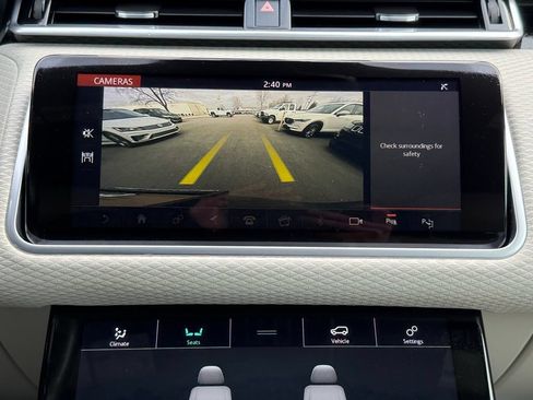 Used 2019 Land Rover Range Rover Velar R-Dynamic SE AWD/4WD image 43