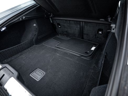 Certified 2025 Porsche Panamera 4 image 19