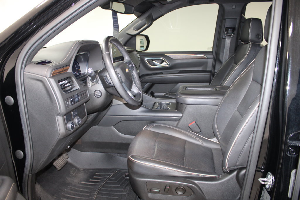 Used 2022 Chevrolet Suburban Premier RWD image 23