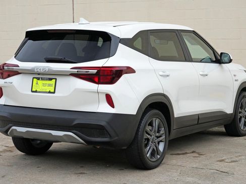 Used 2023 Kia Seltos LX AWD/4WD image 44