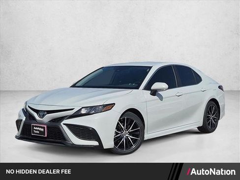 Certified 2023 Toyota Camry SE w/ Cold Weather Package FWD image 1