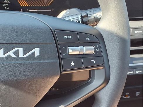 New 2026 Kia K4 LXS image 11