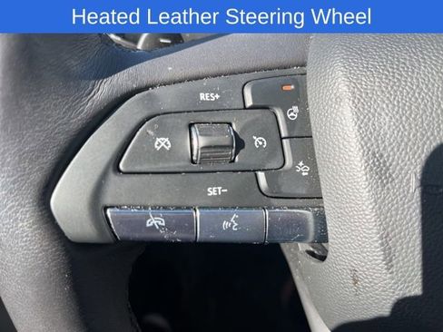 Used 2023 Cadillac XT4 Luxury w/ Cold Weather Package image 10