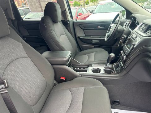 Used 2016 Chevrolet Traverse LT FWD image 20