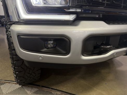 Used 2024 Ford F350 Lariat w/ Lariat Ultimate Package AWD/4WD image 14