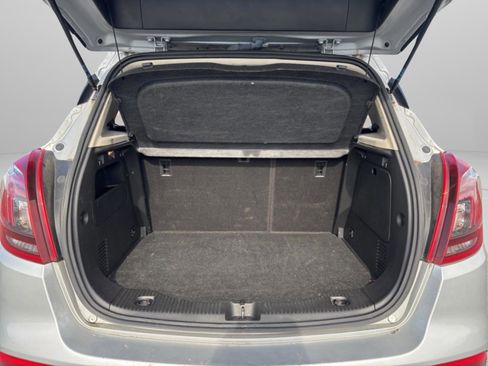 Used 2021 Buick Encore Preferred image 31