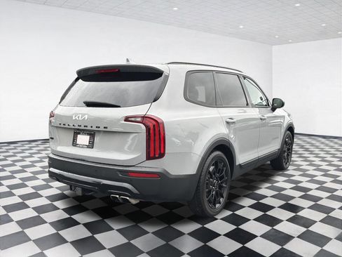 Used 2022 Kia Telluride EX w/ EX Premium Package AWD/4WD image 4