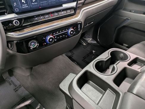 Used 2024 GMC Sierra 1500 Elevation image 16