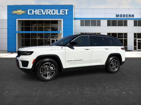 Used 2022 Jeep Grand Cherokee Trailhawk AWD/4WD image 1