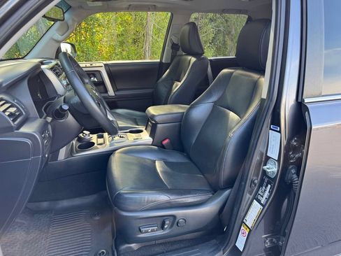 Used 2019 Toyota 4Runner Limited AWD/4WD image 10
