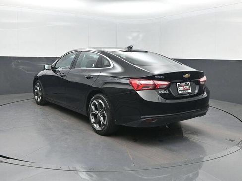 Used 2022 Chevrolet Malibu LT image 3