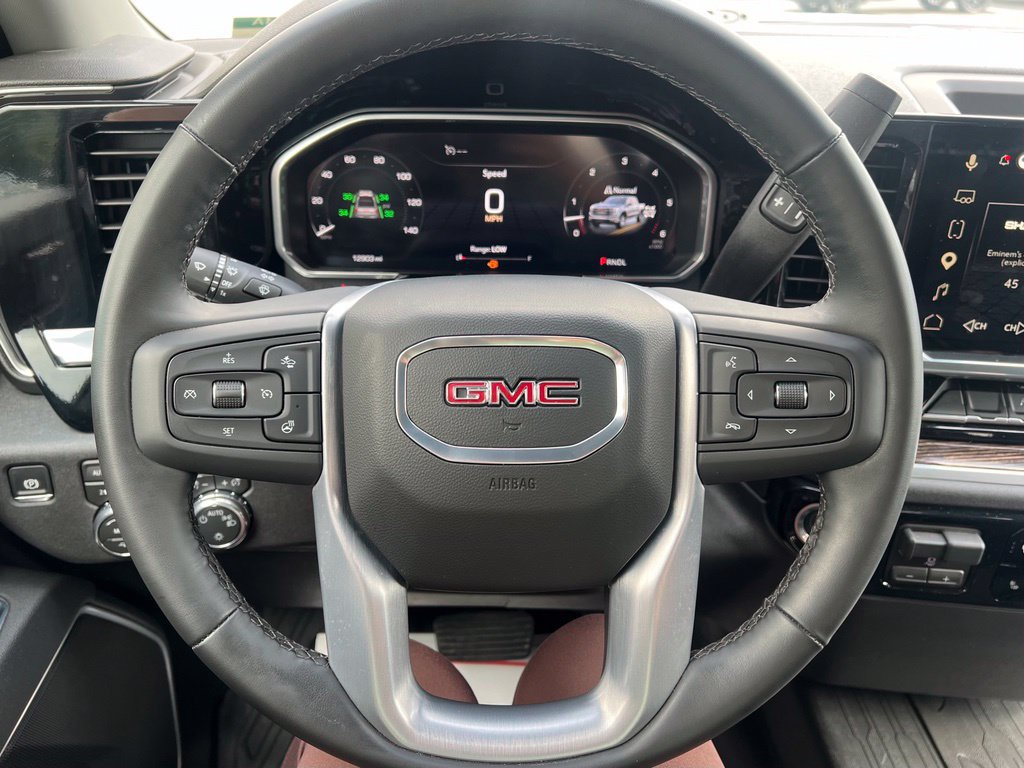 Used 2026 GMC Sierra 1500 SLE w/ X31 Off-Road Package AWD/4WD image 16