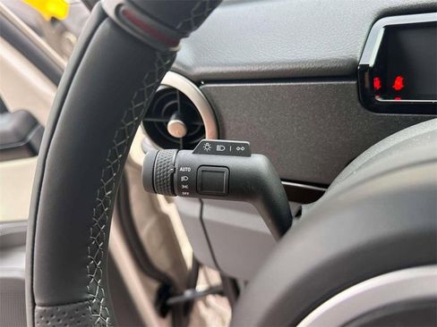 Used 2025 INEOS Grenadier Fieldmaster Edition image 22