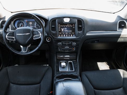 Used 2018 Chrysler 300 Touring w/ Sport Appearance Package RWD image 23