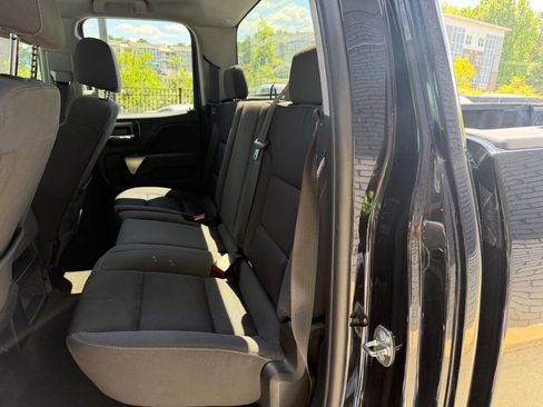 Used 2018 Chevrolet Silverado 1500 LT w/ Texas Edition image 8