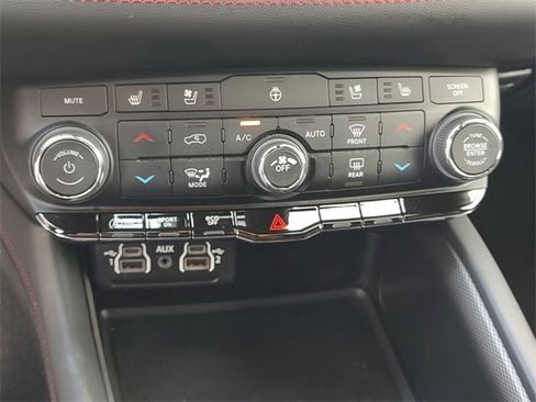 Certified 2024 Dodge Durango GT image 21