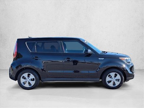 Used 2016 Kia Soul image 4