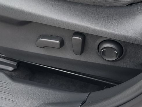 Used 2023 Subaru Legacy Premium image 12