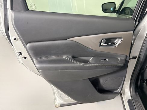 Used 2023 Nissan Murano S image 26