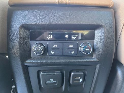 Used 2022 Chevrolet Traverse Premier w/ LPO, Floor Liner Package image 21