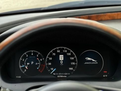 Used 2017 Jaguar XJ L Portfolio AWD/4WD image 36