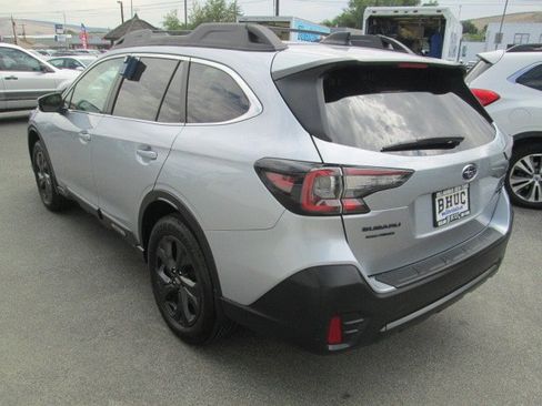 Used 2021 Subaru Outback Onyx Edition XT AWD/4WD image 4