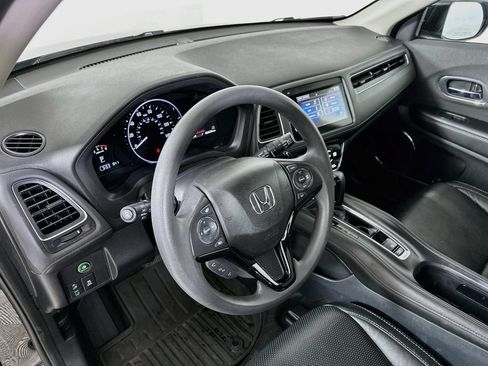 Used 2022 Honda HR-V EX image 10