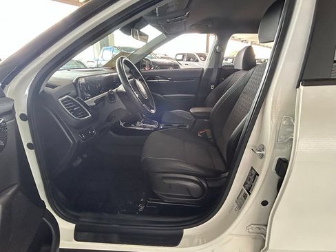 Used 2026 Kia Seltos S FWD image 14