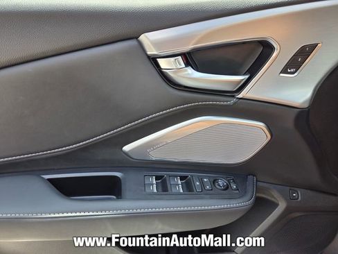 Certified 2025 Acura RDX SH-AWD w/ Technology Package image 17