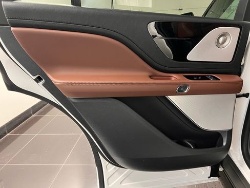 New 2026 Lincoln Aviator Reserve image 38