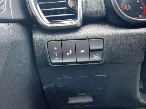 Used 2020 Kia Sportage EX w/ EX Technology Package FWD image 35